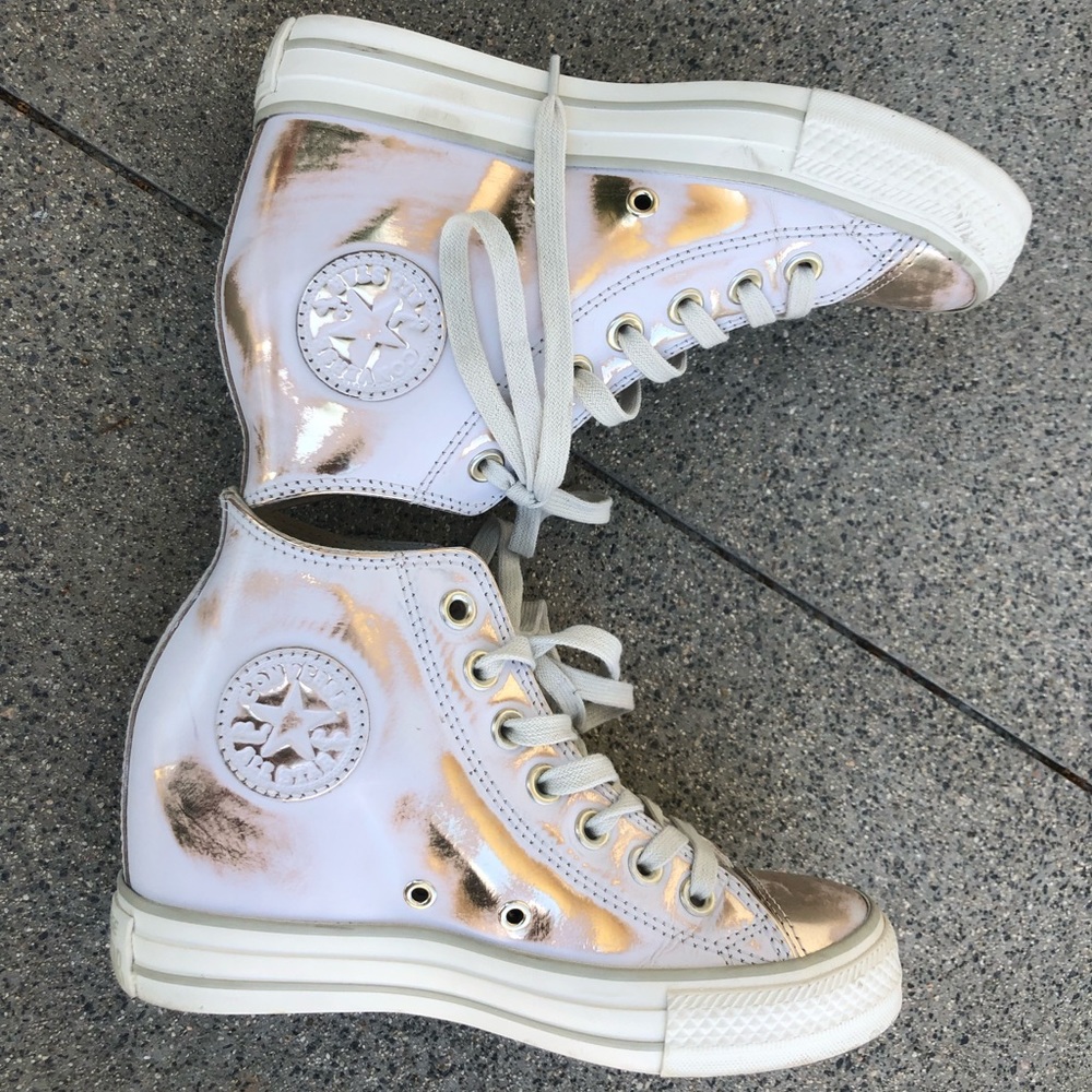 High heels wedge gold converse size 6.